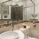 فندق مبيت وإفطار ريزيدانزا زانارديلي 4*