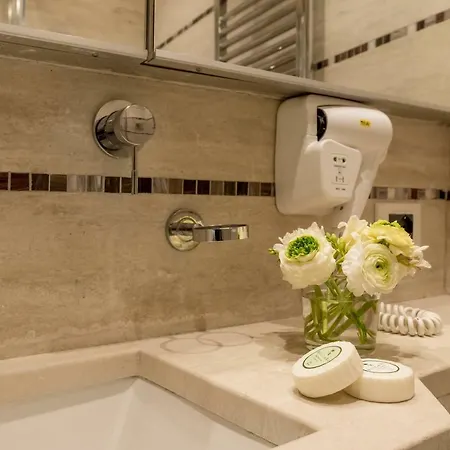 Bed & Breakfast Residenza Zanardelli Rome