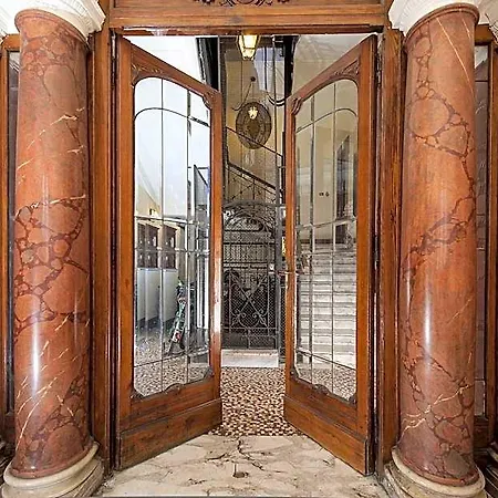 Bed & Breakfast Residenza Zanardelli 4*