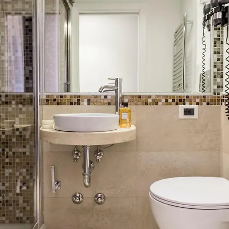 Residenza Zanardelli Bed and breakfast 2*