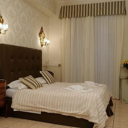 فندق مبيت وإفطار ريزيدانزا زانارديلي 4*