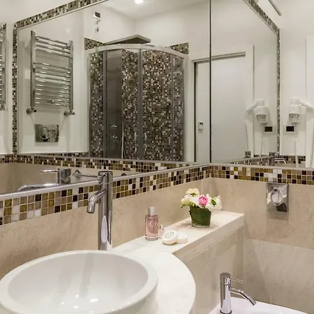 فندق مبيت وإفطار ريزيدانزا زانارديلي 4*
